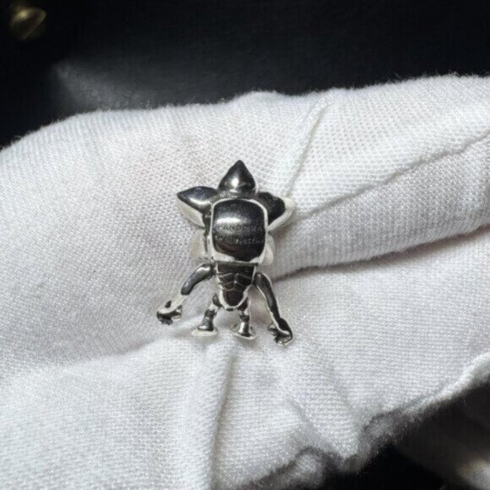 Pandora Stranger Things Moveable Demogorgon Charm|Pendant - Picture 2 of 2